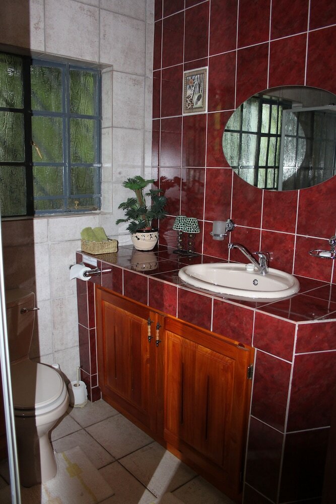 Hostal Tatenda Guest House