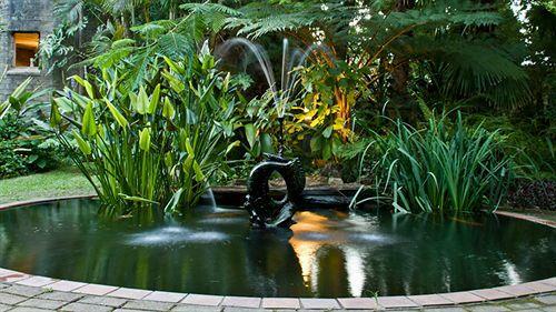 Hotel Numbi & Garden Suites