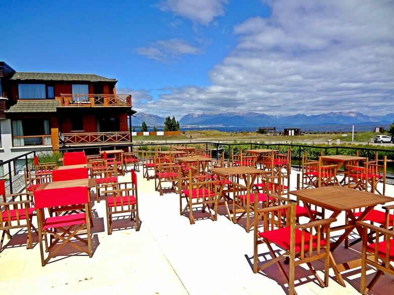 Hotel Am�rian Villa Huapi Resort