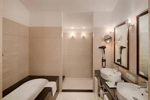 Hotel NH Siena
