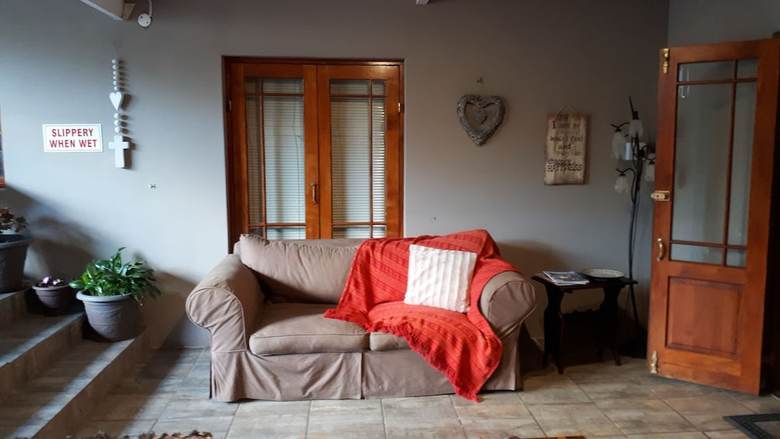 Hostal Flametree Guesthouse