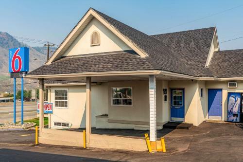 Skyline Motel