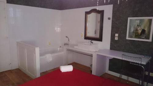 P'tit Dej-hotel Martigues Le 5