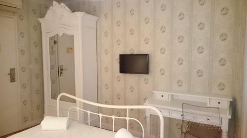 P'tit Dej-hotel Martigues Le 5