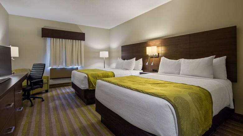Hotel London Airport Inn & Suites