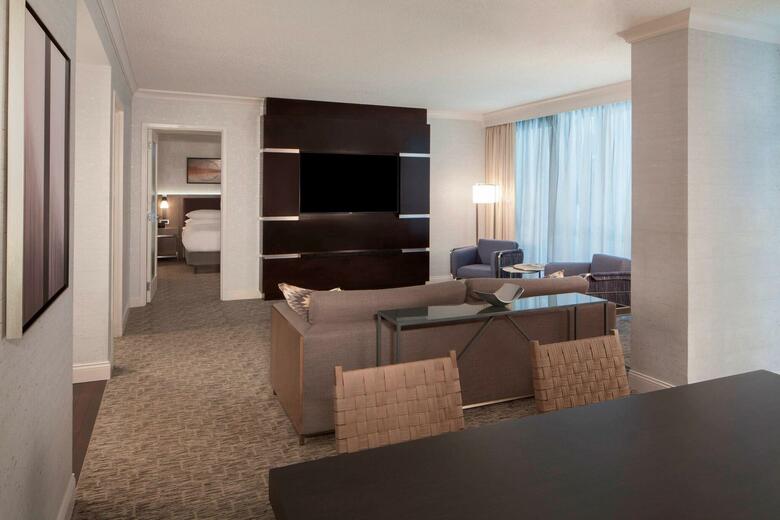 Hotel Dallas Marriott Downtown