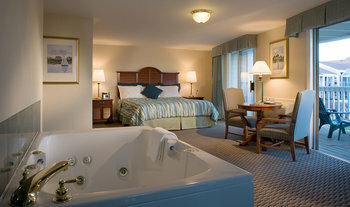 Hotel Hyannis Harbor