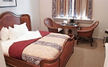 Hotel Chateau Avalon