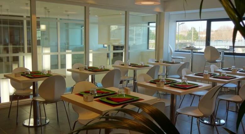 Aparthotel Residhome Nanterre La Defense