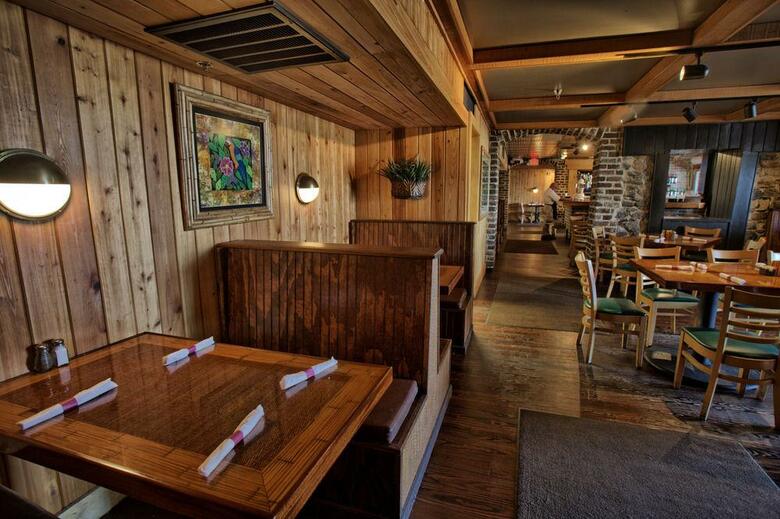 Hotel River Street Inn