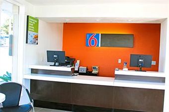Motel 6 Vista