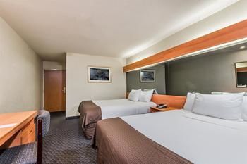Hotel Microtel Inn & Suites By Wyndham Bethel/danbury