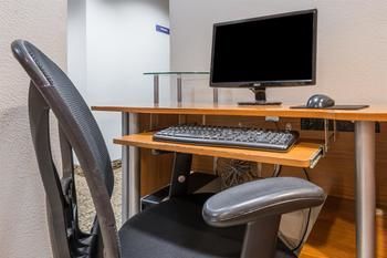 Hotel Microtel Inn & Suites By Wyndham Bethel/danbury