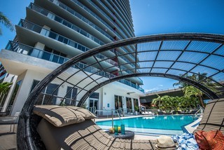 Hotel Beachwalk Resort