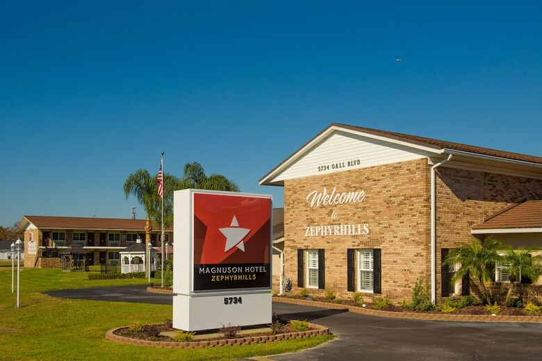 Magnuson Hotel Zephyrhills