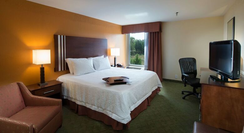 Hotel Hampton Inn Cornelia