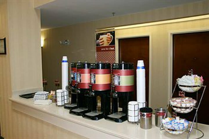 Hotel Hampton Inn Cornelia