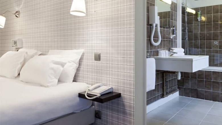 Hotel H�tel La Voile Rouge Concarneau