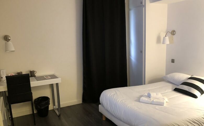 Hotel H�tel La Voile Rouge Concarneau
