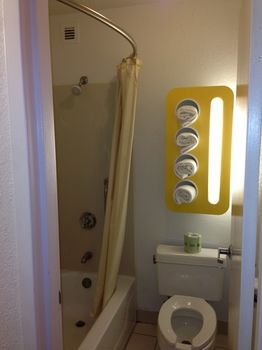 Motel 6 Rockford
