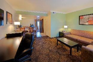 Best Western Innsuites Hotel