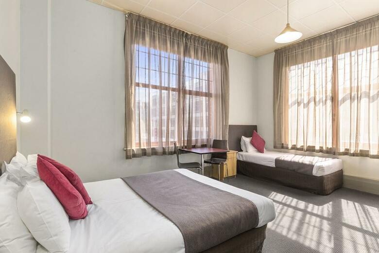 Hotel Adelaide Paringa