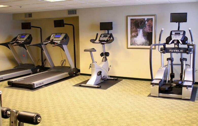 Ann Arbor Regent Hotel & Suites