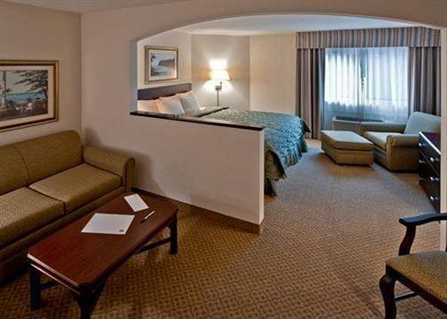 Ann Arbor Regent Hotel & Suites
