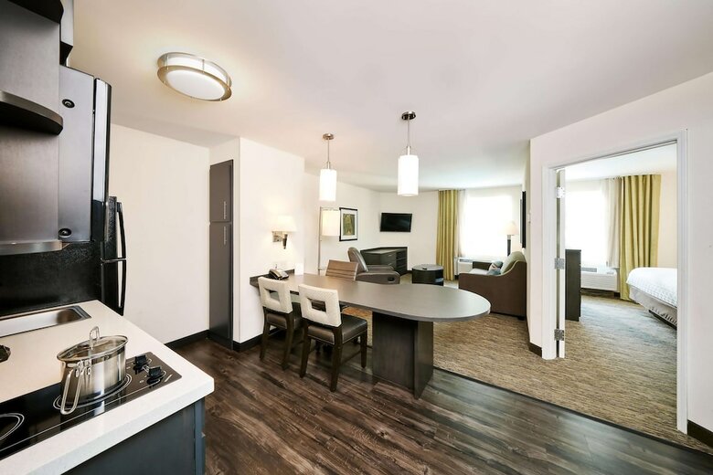 Hotel Candlewood Suites Saint Louis