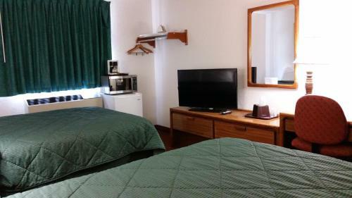 Hotel Corning Inn