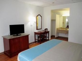 Motel 6 Greensboro Nc
