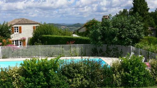 Village De Loubas