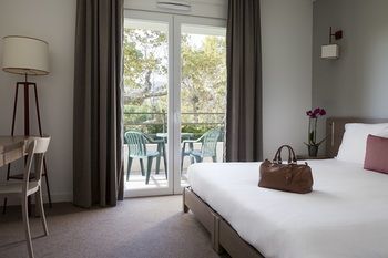 Aparthotel Appart'city Cannes Mandelieu