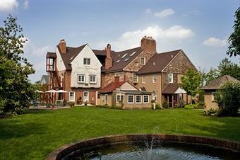 Bed & Breakfast Historic Smithton Inn