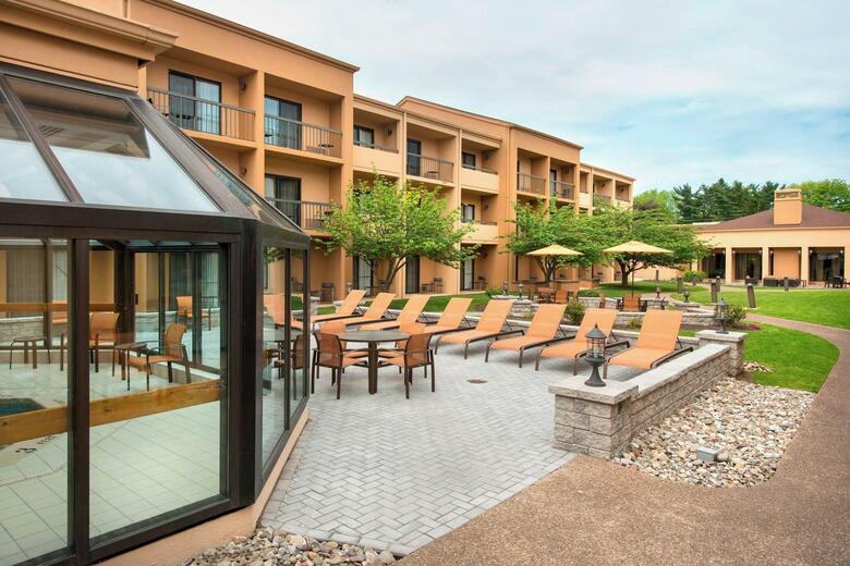 Hotel Courtyard By Marriott Philadelphia Willow Grove