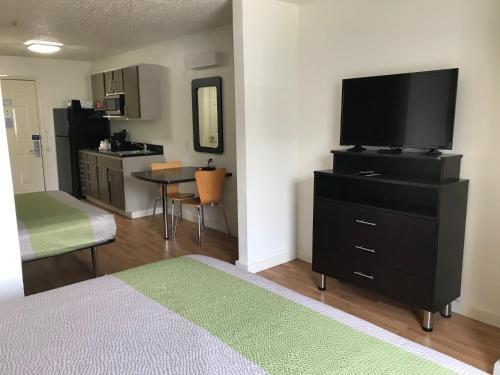 Orange Extended Stay Hotel