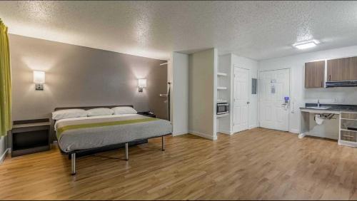 Orange Extended Stay Hotel