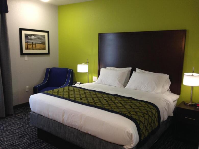 Hotel Hawthorn Suites By Wyndham Midland