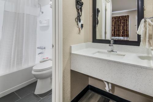 Motel Econo Lodge Waco North I-35