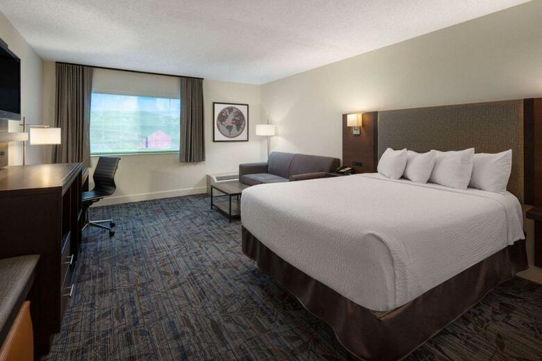 Hotel Ramada At Spokane Airport