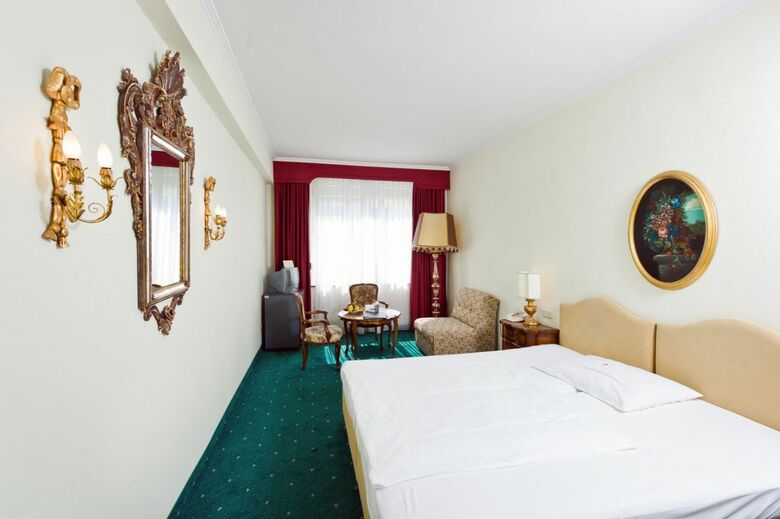 Hotel Royal