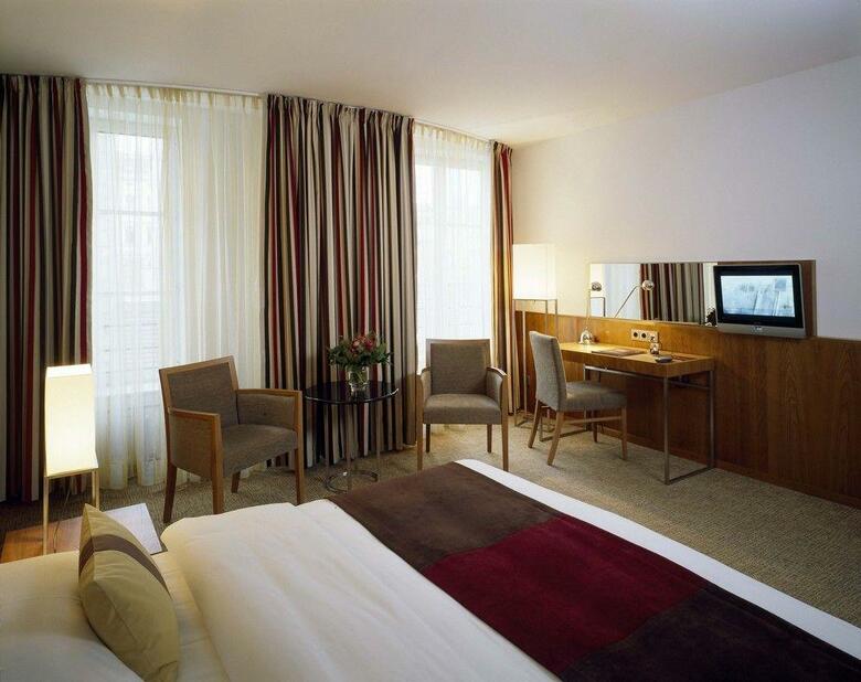 Hotel K+K Maria Theresia