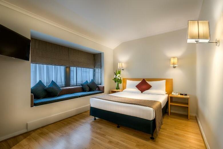Hotel Batman�s Hill On Collins