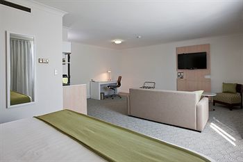 Rendezvous Studio Hotel Perth Central - Formerly The Marque