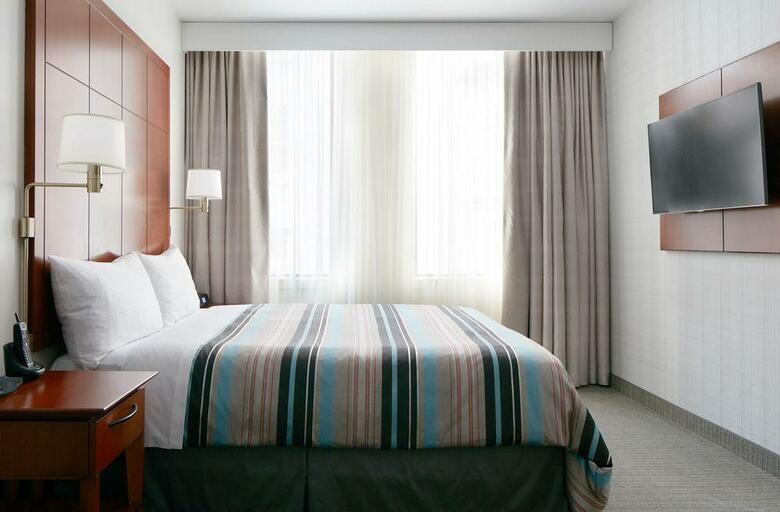 Central Loop Hotel