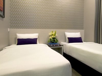 V Hotel Bencoolen