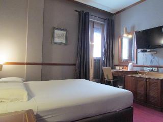 Four Chain View Hotel