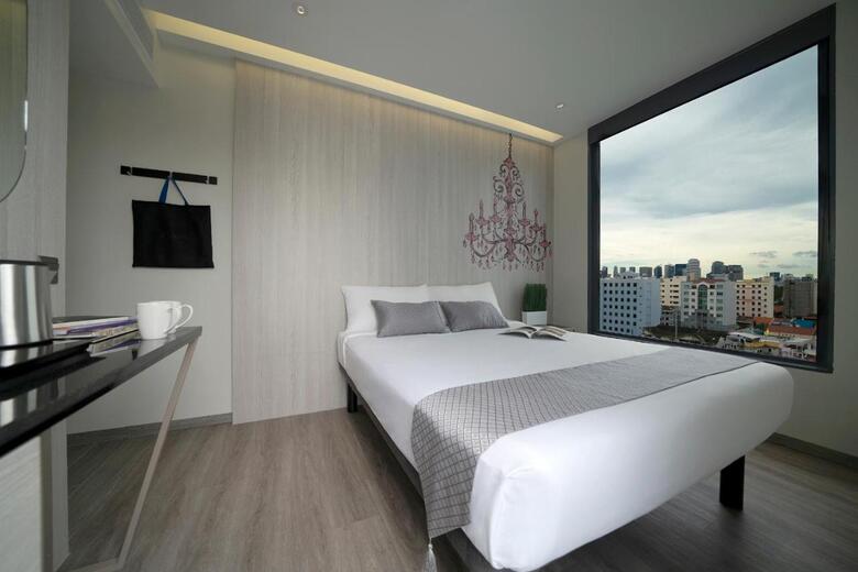 Hotel 81 Princess