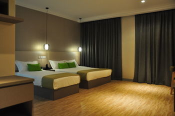 Champion Hotel