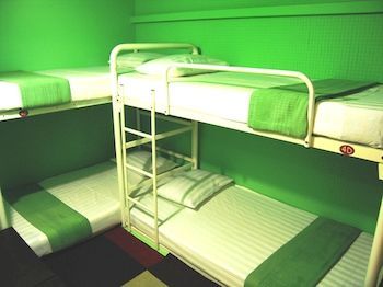 Moni Gallery Hostel
